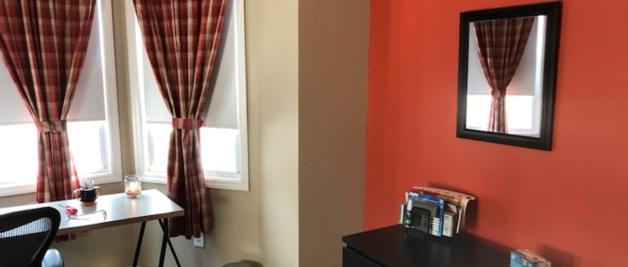 Thomas's room