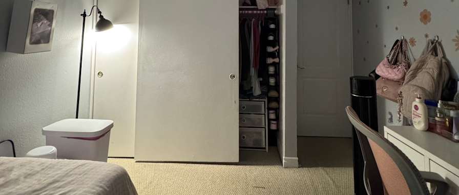 Karenn's room