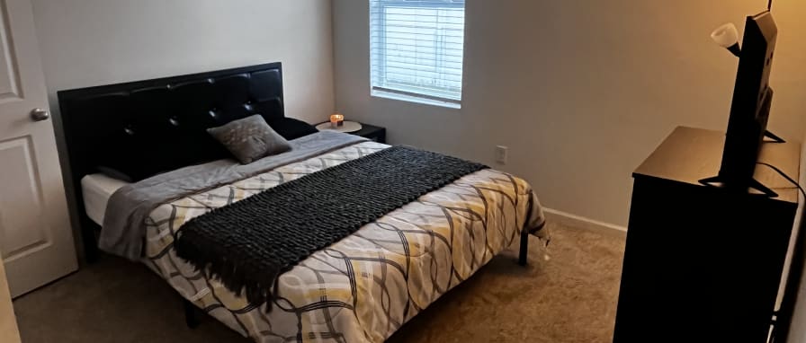 Otniel's room