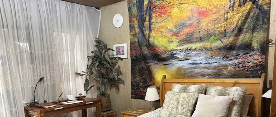 Eric Buckingham's room