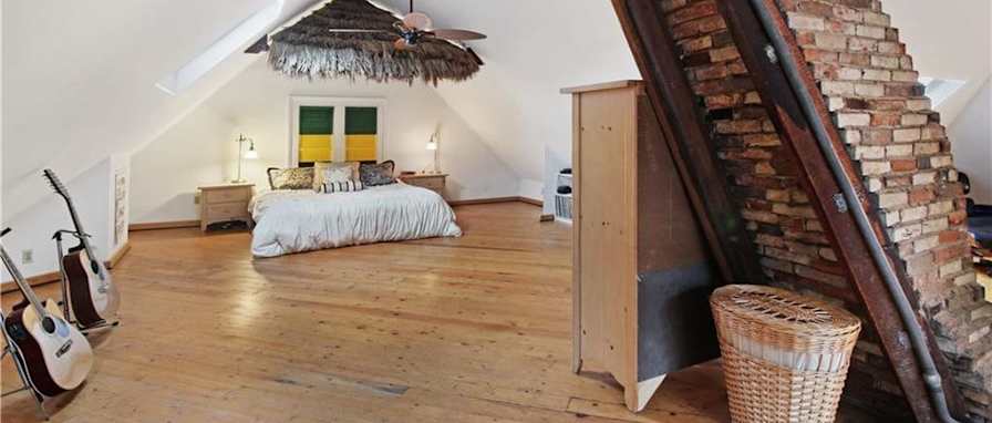 D. William's room