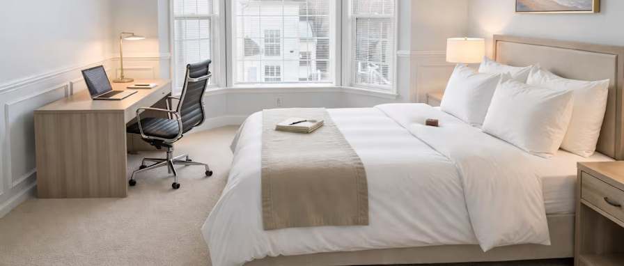 Luxury Properties's room