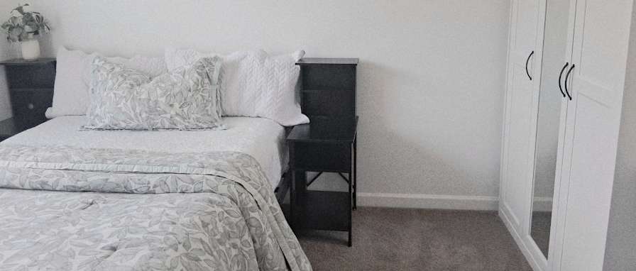 Darryl's room