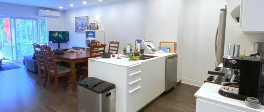 INES BARRAKAD's room