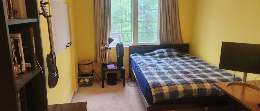 Nnamdi's room