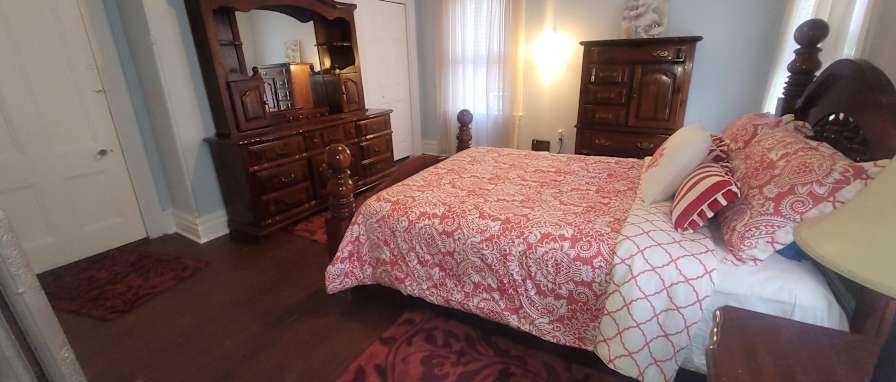 ERNEST's room