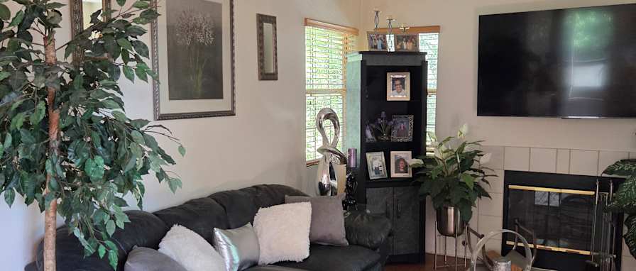 Kim's room