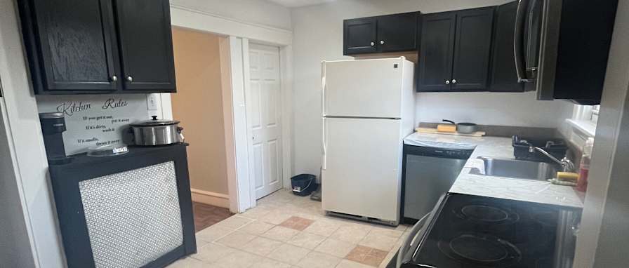 Room FOR RENT's room