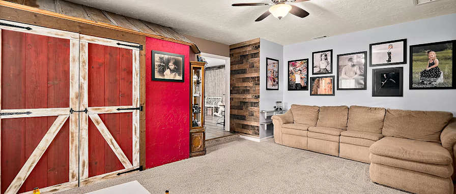 Troy's room