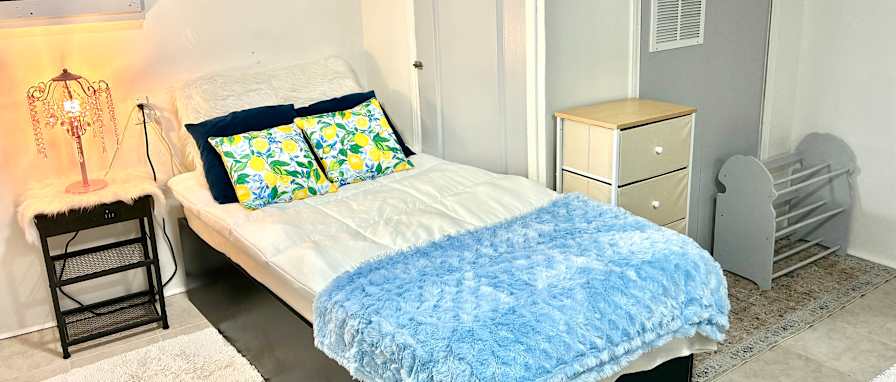 G H's room