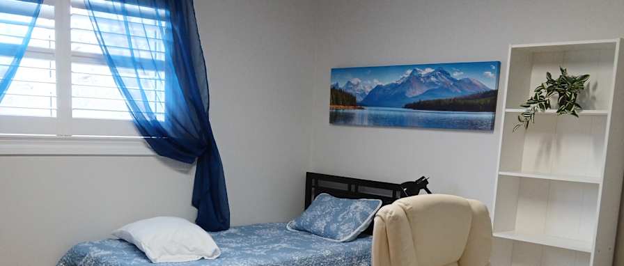Jennifer's room