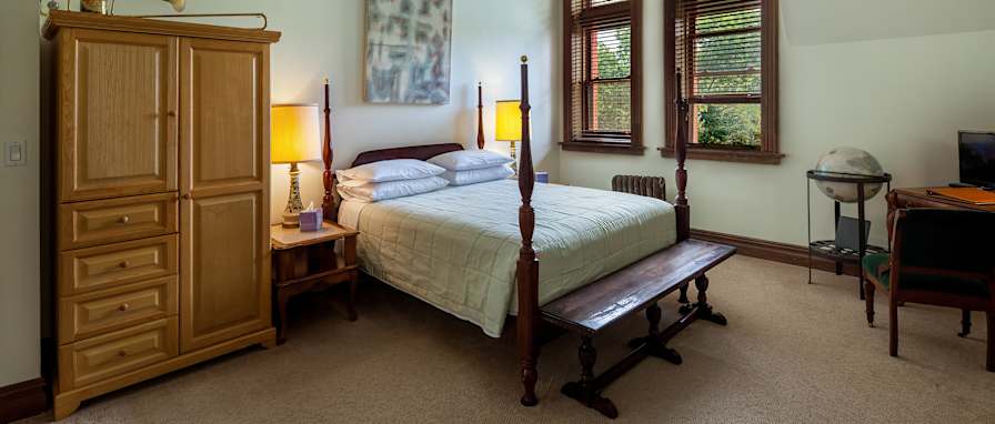 Peter Kodak's room