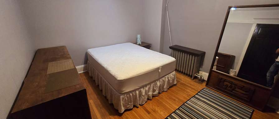 Andrea's room