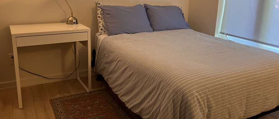 Gayle L Jennings's room