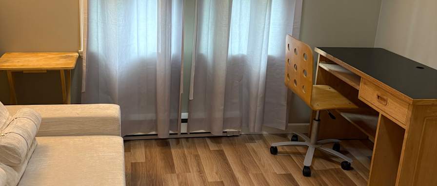 MARLENE DE MELT's room