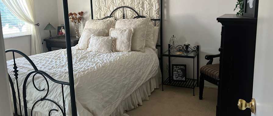 Michelle Jaureguy's room