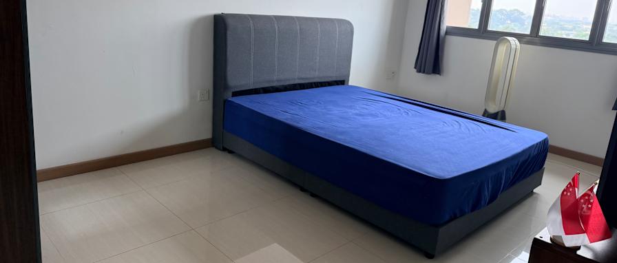 Fai's room