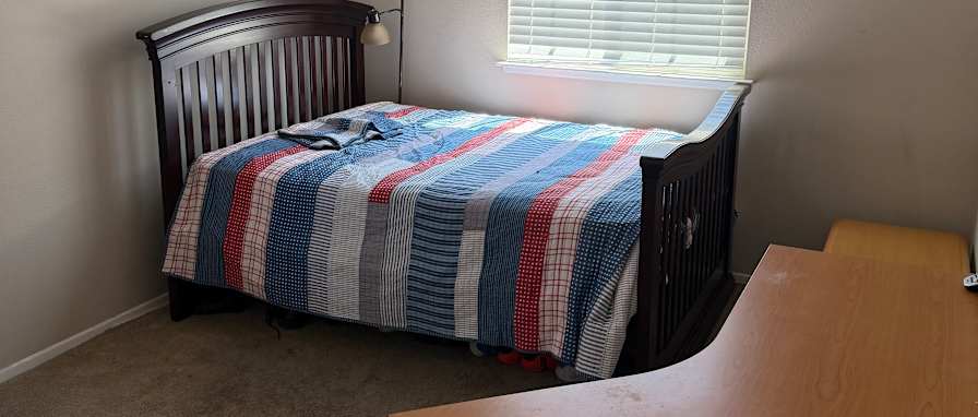 Emilo's room