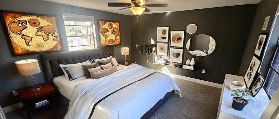 Michael Lowe's room