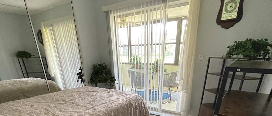 HollyE's room
