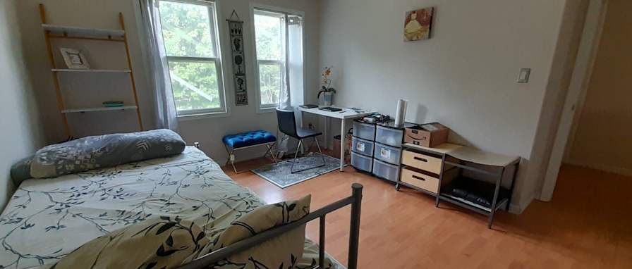 Jo's room