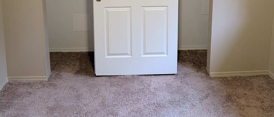 Tom's room
