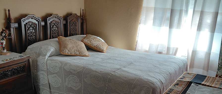 Gayle Wayne's room