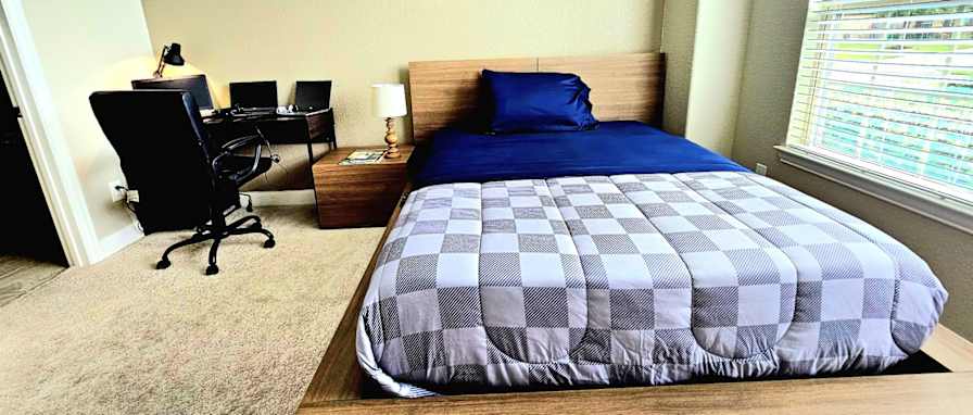 Sims's room
