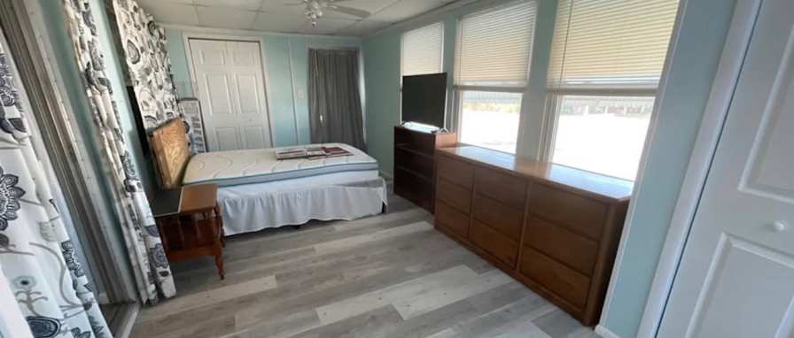Donna's room