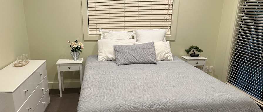 Simone's room