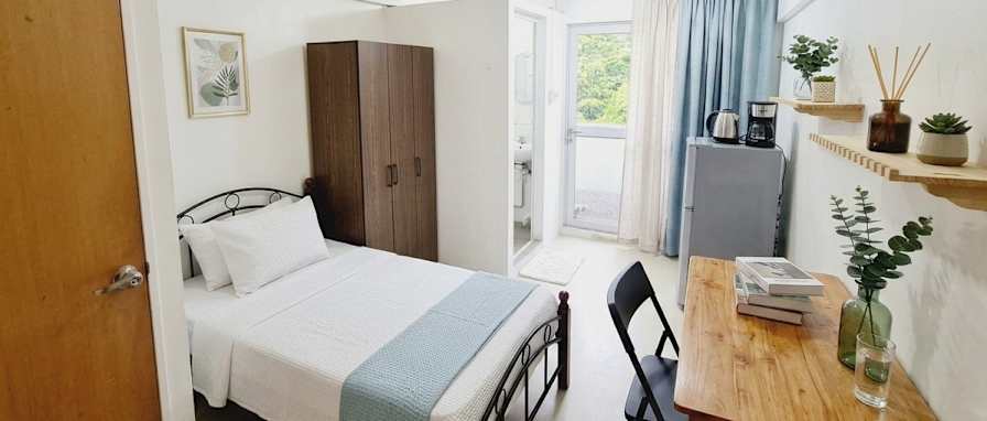 Roomy's room