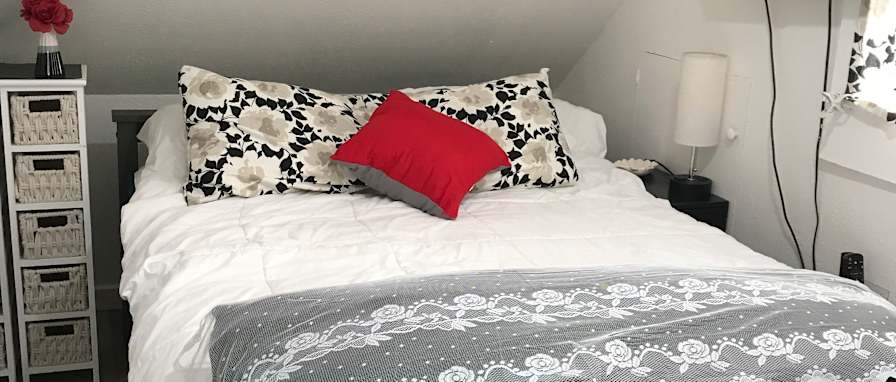 Eddie's room