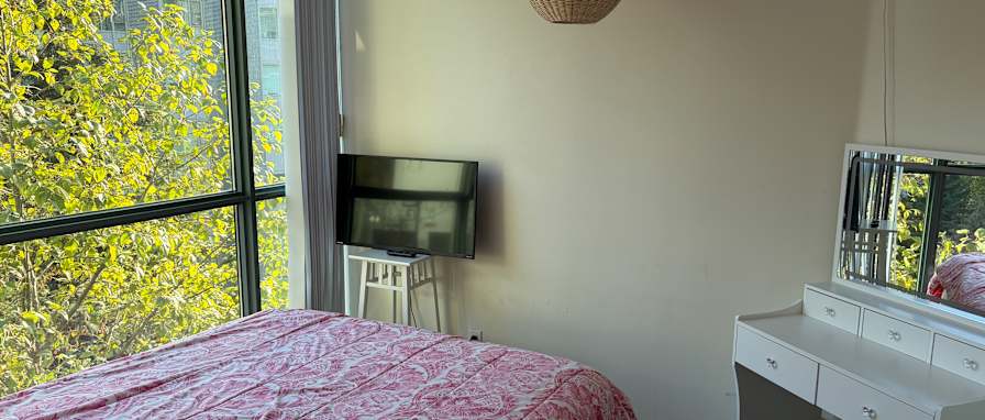 Donna's room