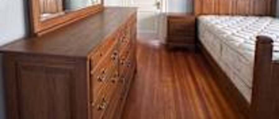R J Homes's room