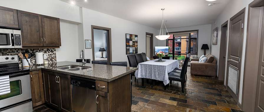 Meng Qiong Huang's room