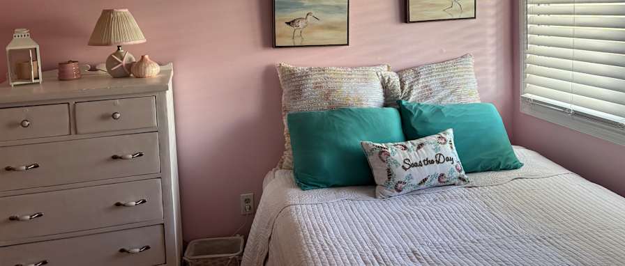 Carolyn's room