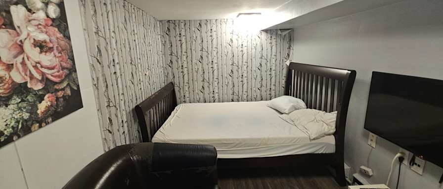 Door Man's room