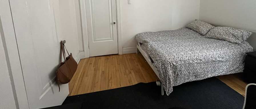 Carole's room