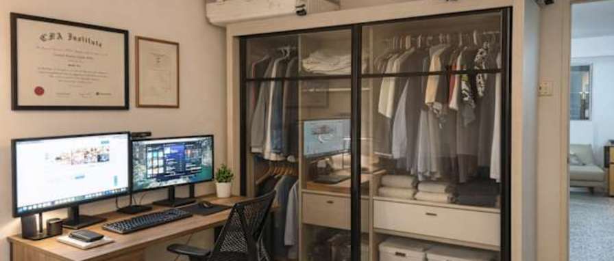 johnathan's room