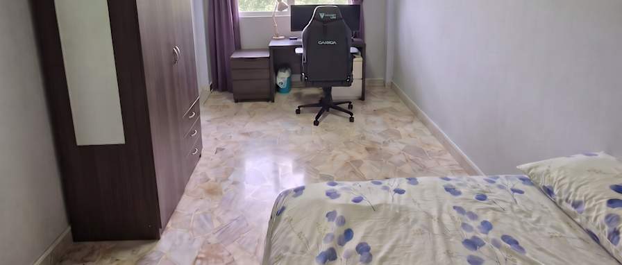 Wei Lun's room
