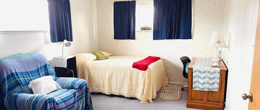 Vivian's room
