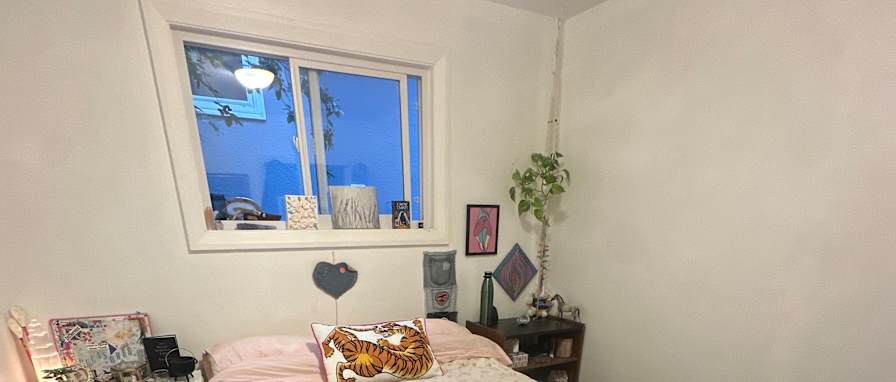 Tracey's room