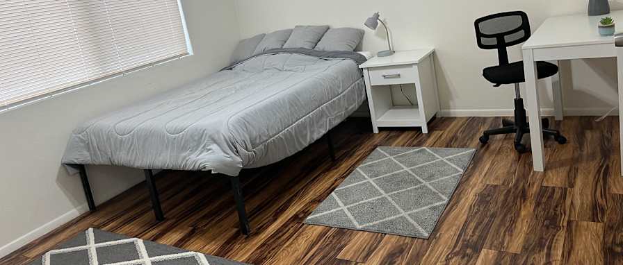 Robert Martinez's room