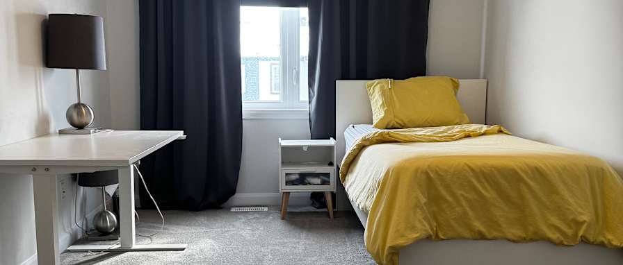 Noor's room