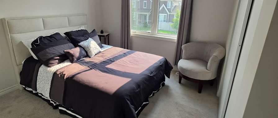 Richard McArthur's room