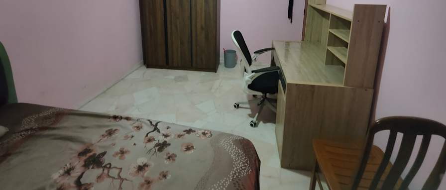 Farooq's room