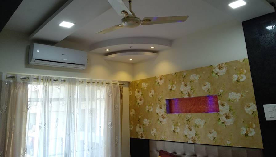 Meera Liz's room