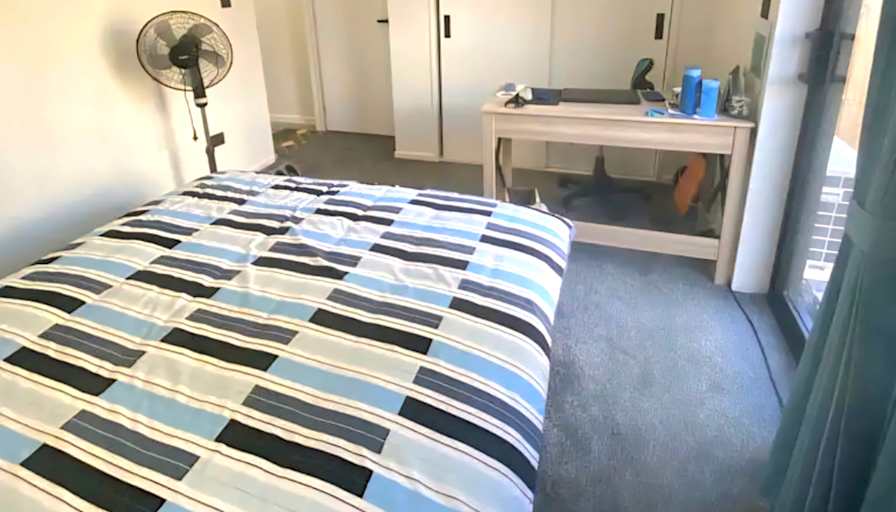 Arvi Osorio Mayote's room
