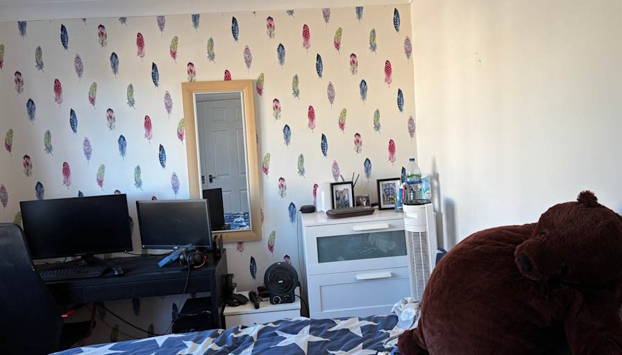 Louise's room