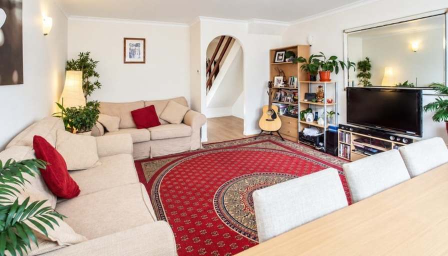 LDS Property Finder's room